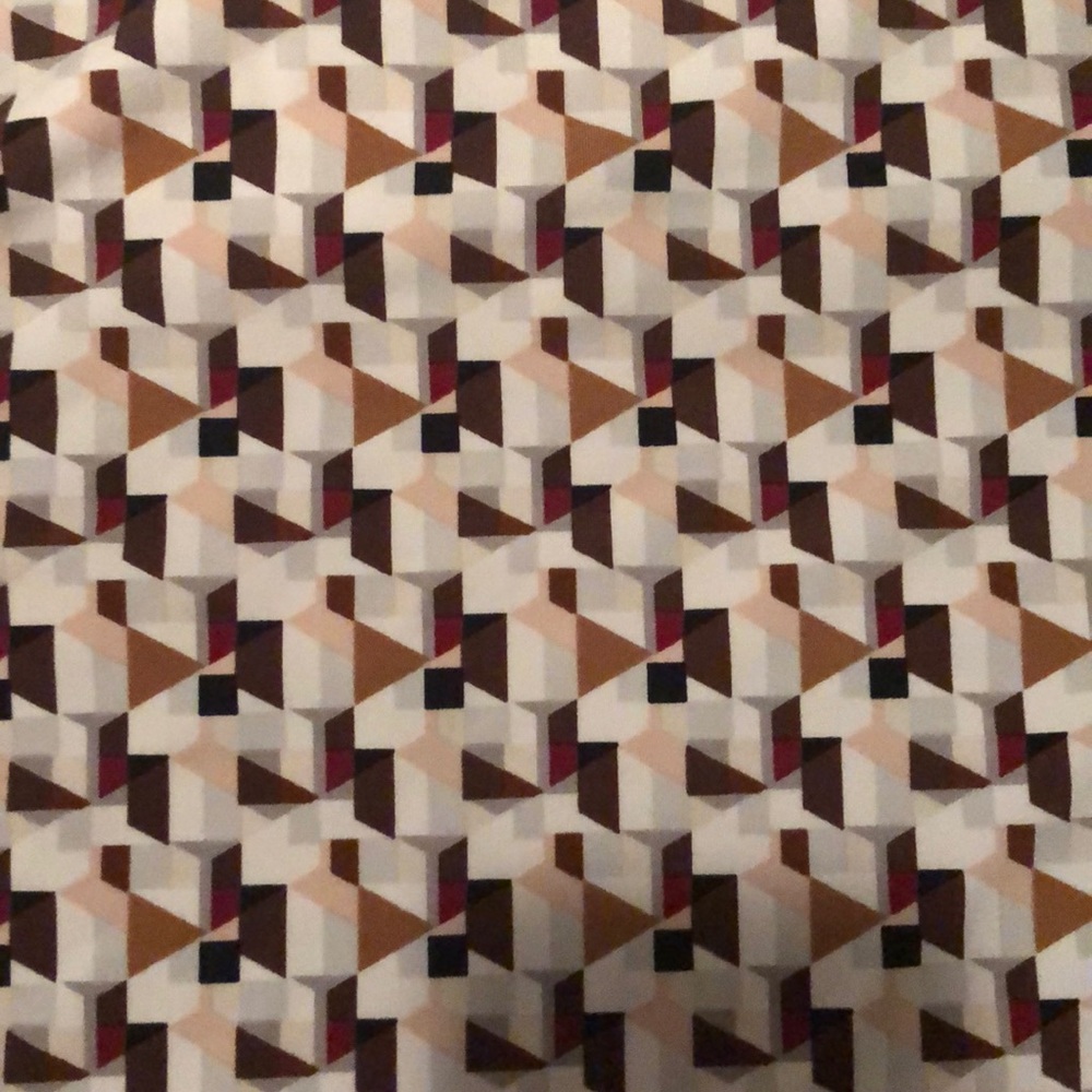 Geometric Pattern Tank Top - image 3